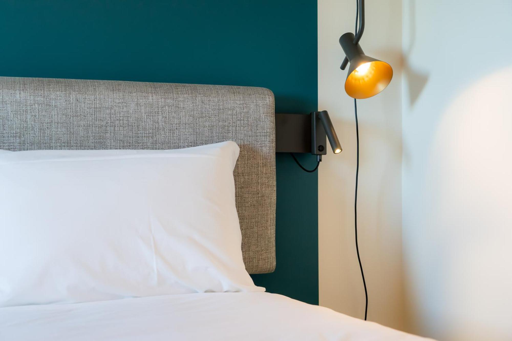 Ibis Paul Trois Chateaux *