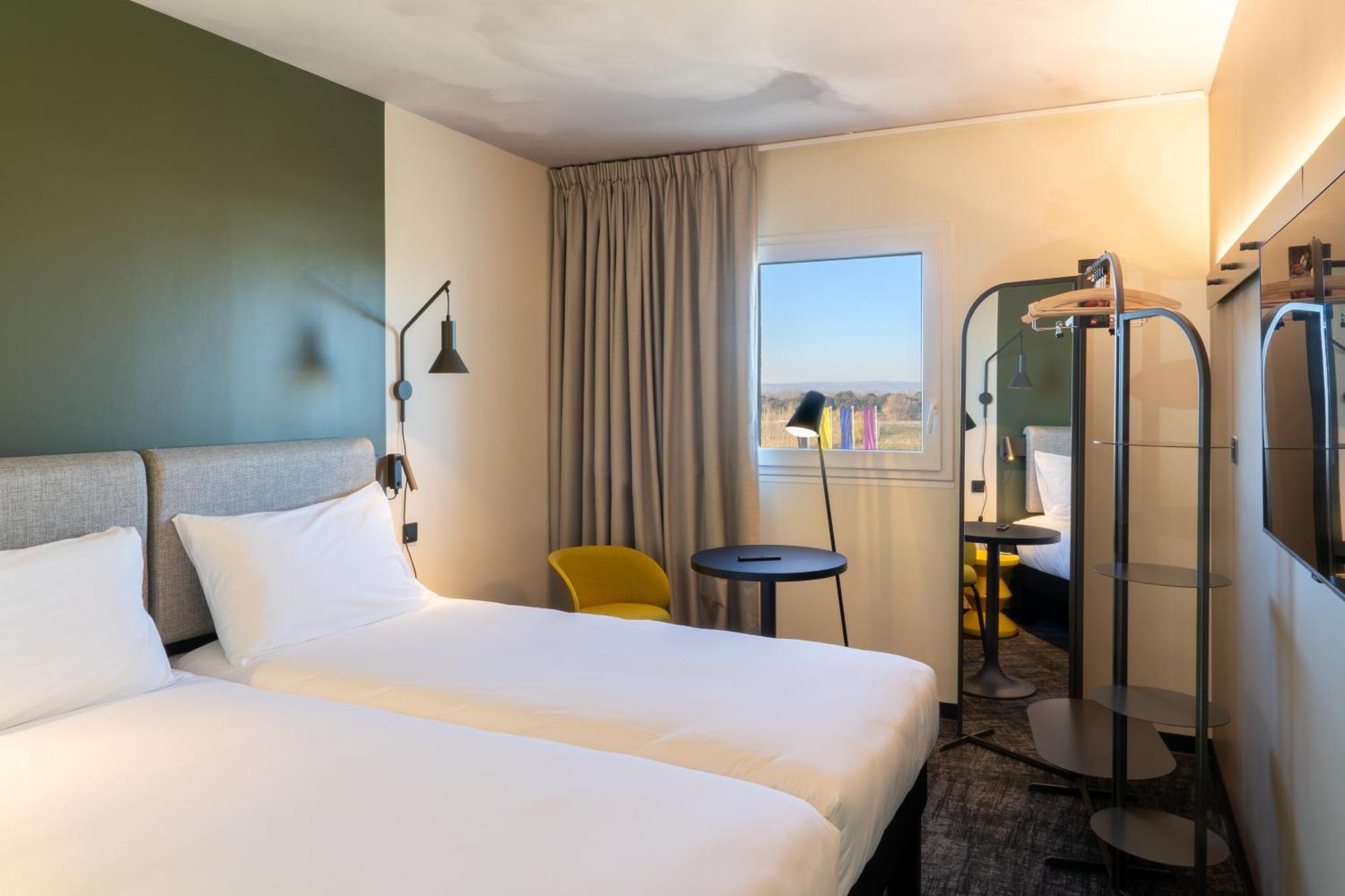 Ibis Paul Trois Chateaux Hotel